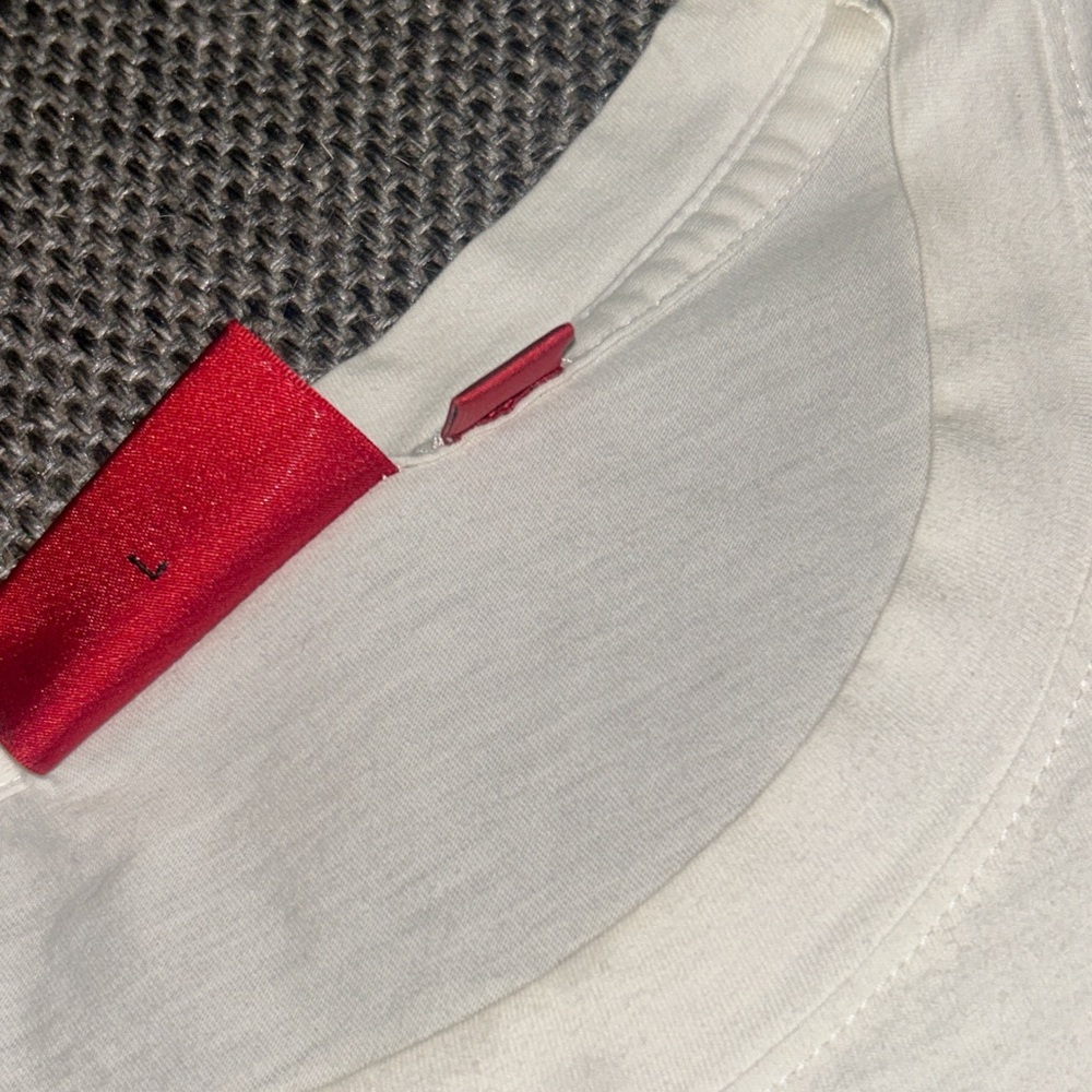 Hugo Boss Red Label Floral Artwork Head Grunge T-shirt Large - Picture 3 of 4